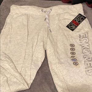 Ecko capris size medium new